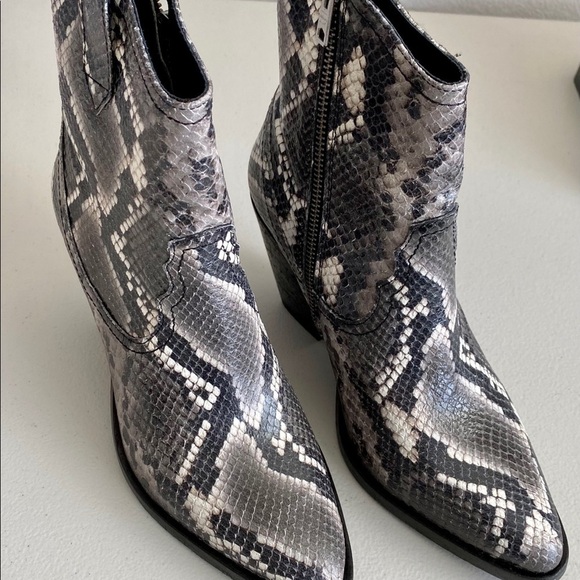 All Saints Embossed Leather Bootie New - Picture 2 of 8